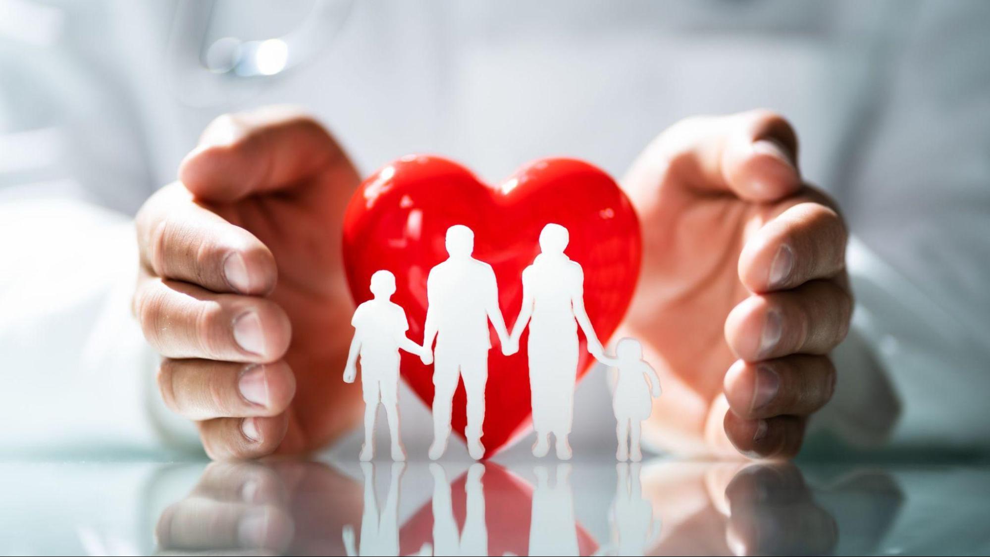 How to Buy Medical Insurance That Fits Your Family’s Needs