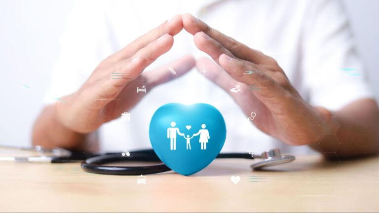 Hidden Clauses to Watch Out for When Comparing Health Insurance Plans in India